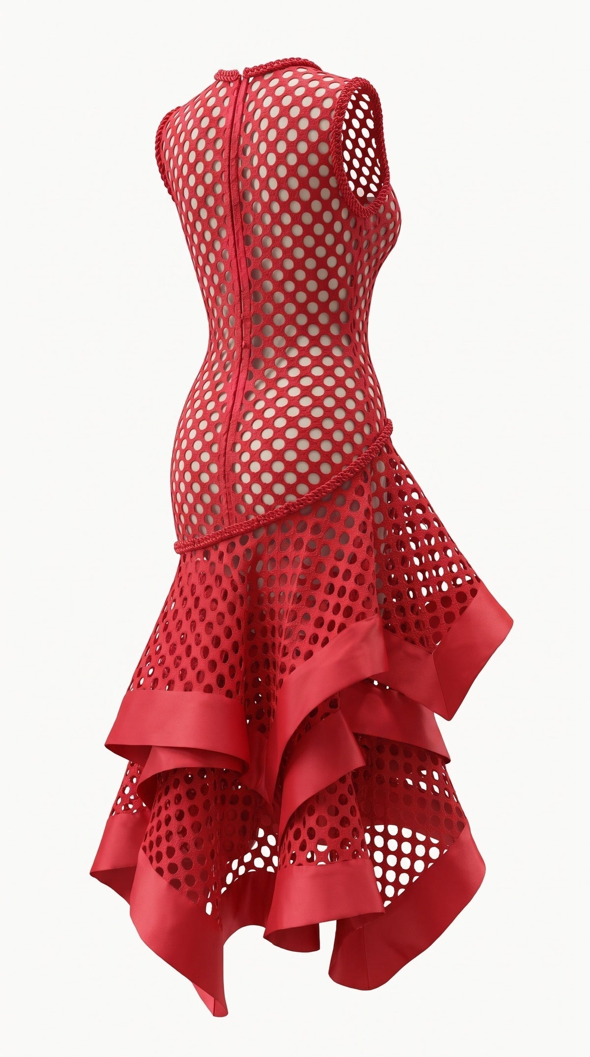 Vestido de Red en rojo de la línea couture de Sergy & Tapiju confeccionado en su atelier en Córdoba, España